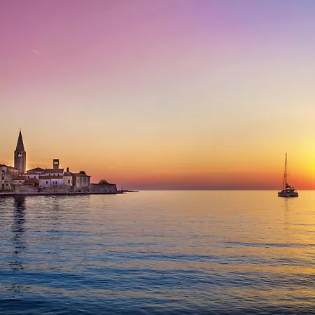 Apartman Sabina A2+2 Near The Sea And The City Center Apartment Poreč