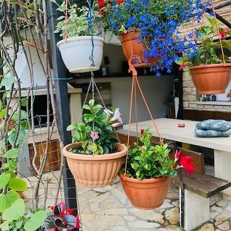 Apartman Sabina A2+2 Near The Sea And The City Center Apartment Poreč